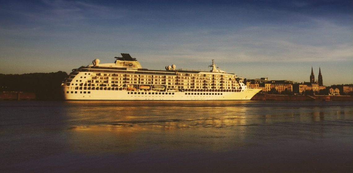 AWARD 2013 SHIP AWARD 2013 SHIP